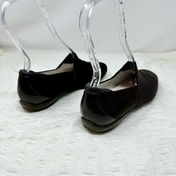 Donald J Pliner Cavat Flats- Size 8.5 - Picture 5 of 12